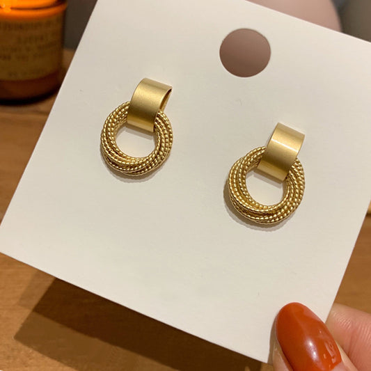 Minimalist Matte Metal Circle Tassel Earrings