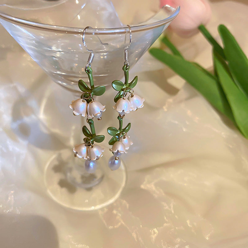 White Lily of the Valley Pearl Earrings