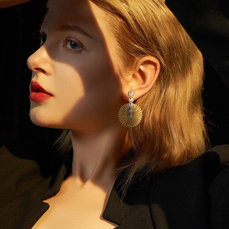 Retro Chic Design Earrings