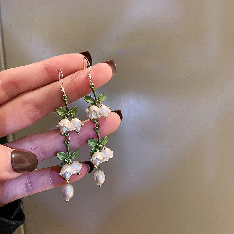 White Lily of the Valley Pearl Earrings
