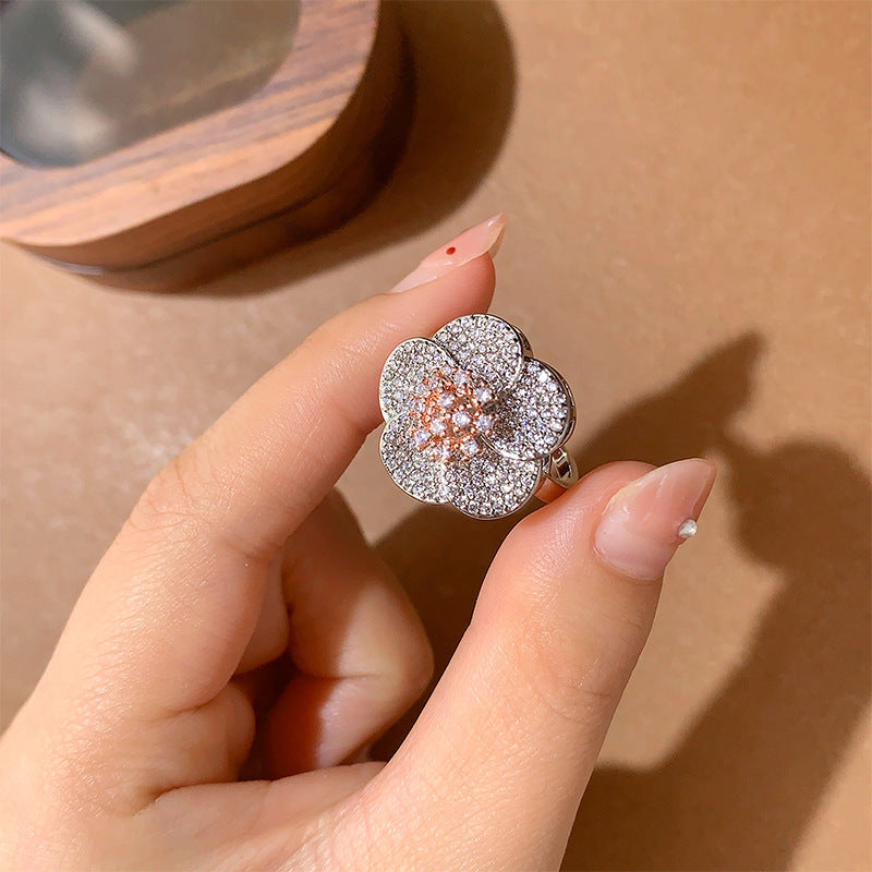 Floral Glow Zircon Ring