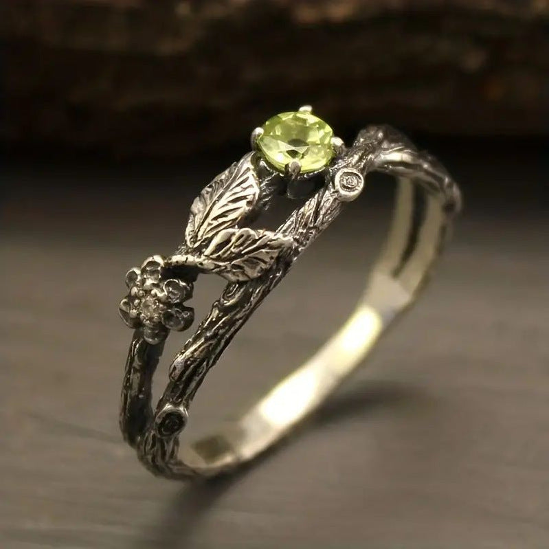 Women's Retro Plated Ancient Silver Branch Inlaid Zircon Ring