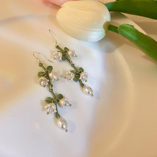 White Lily of the Valley Pearl Earrings