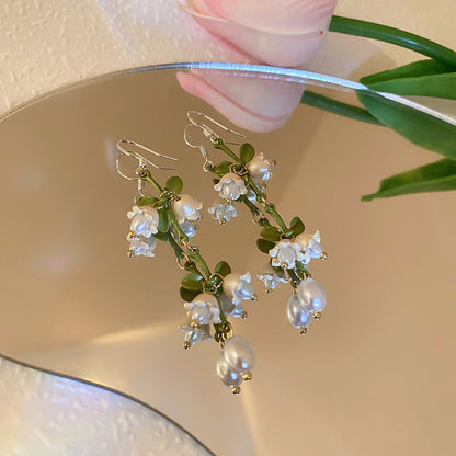 White Lily of the Valley Pearl Earrings
