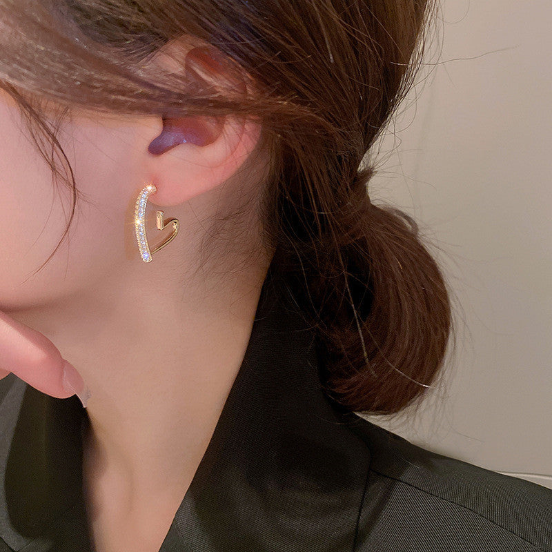 Love Heart Earrings – Lightweight Luxury for Women