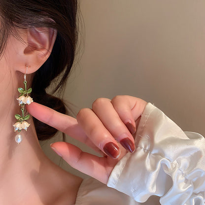 White Lily of the Valley Pearl Earrings